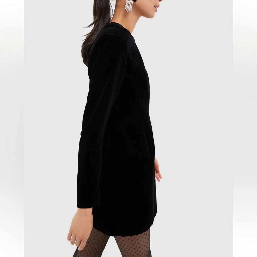 Tuckernuck Elegant Black Long Sleeve Dress - Picture 4 of 13